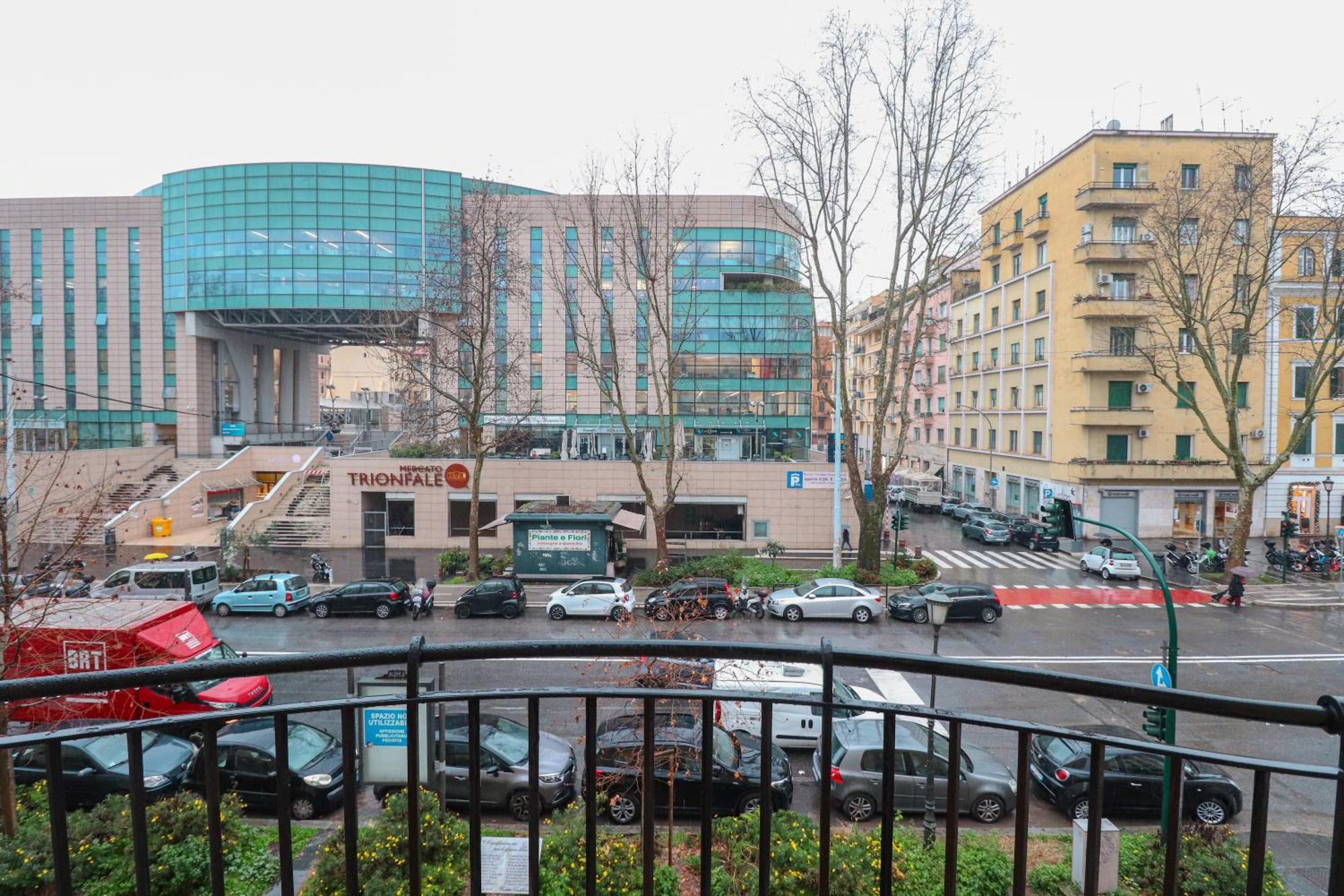 St Peter & Vatican Luxury Suites - Boutique Suites In Rome Centre & Vatican - Ac, Wifi & Metro 5 Min — Photos 2